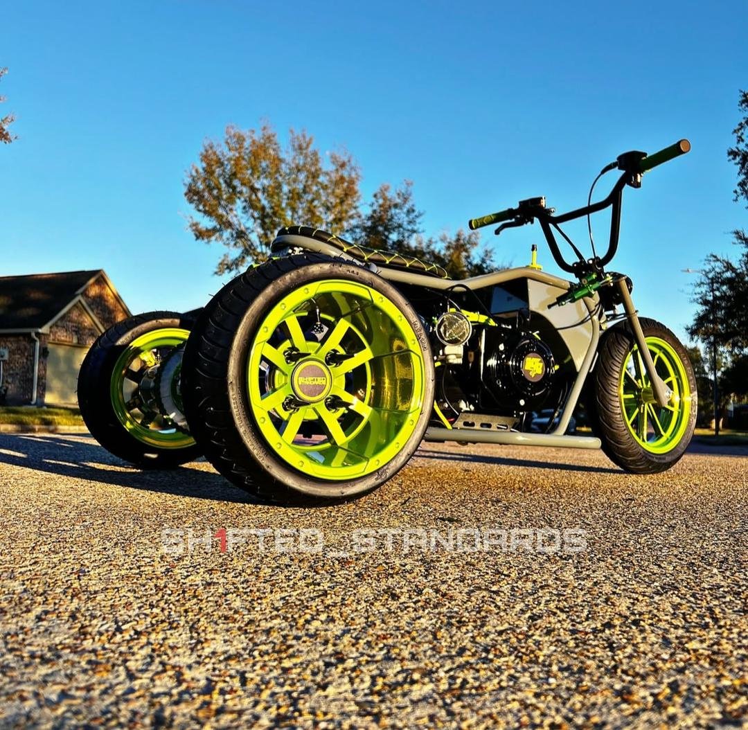 lemon green mini trike.jpeg lemon green mini trike.jpeg