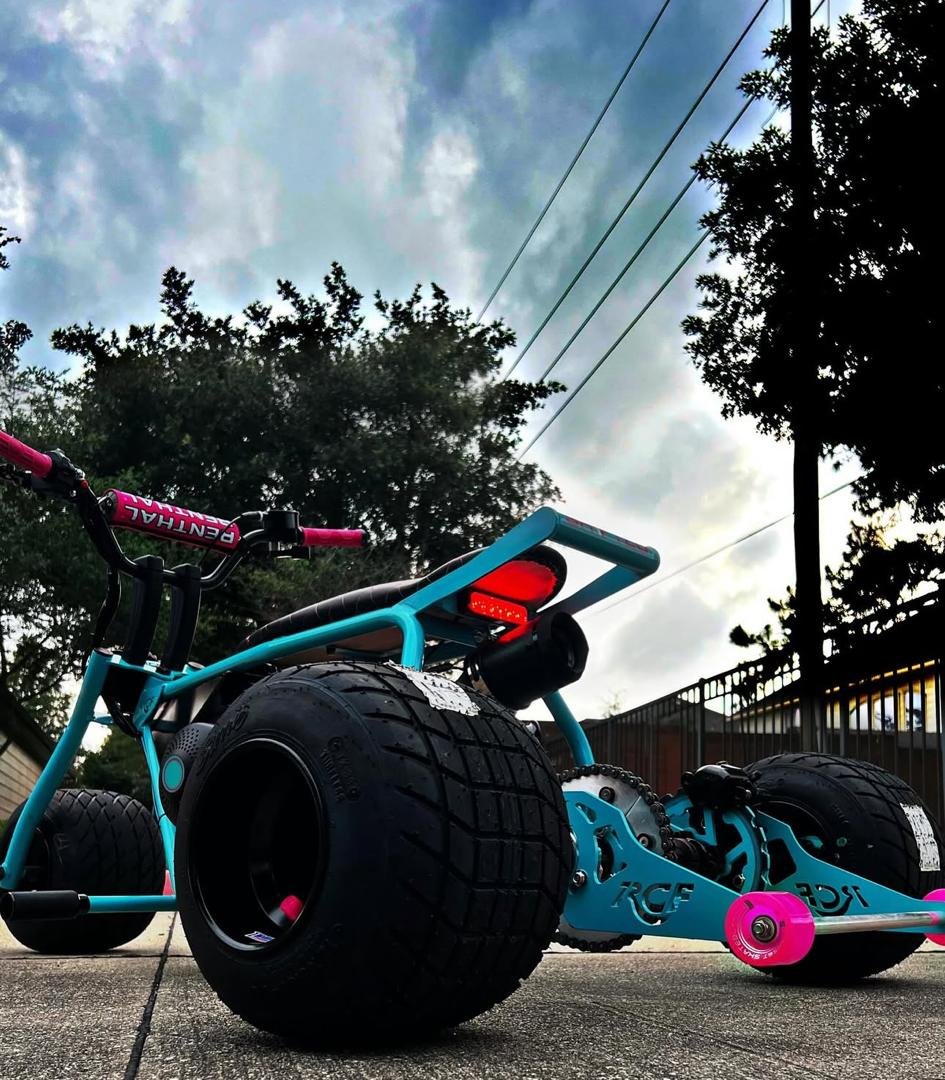 tiffany blue trike2.jpeg tiffany blue trike2.jpeg